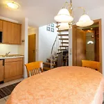 Appartement Faehrhaus - 2 *