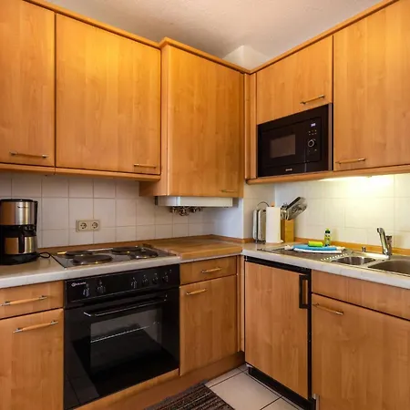 Faehrhaus - 2 Apartment *